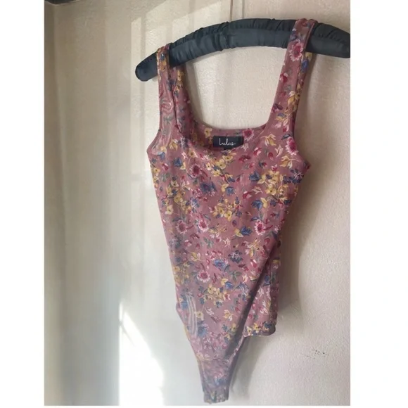 Lulu’s Love in the Garden Floral Mesh Bodysuit - Picture 5 of 6